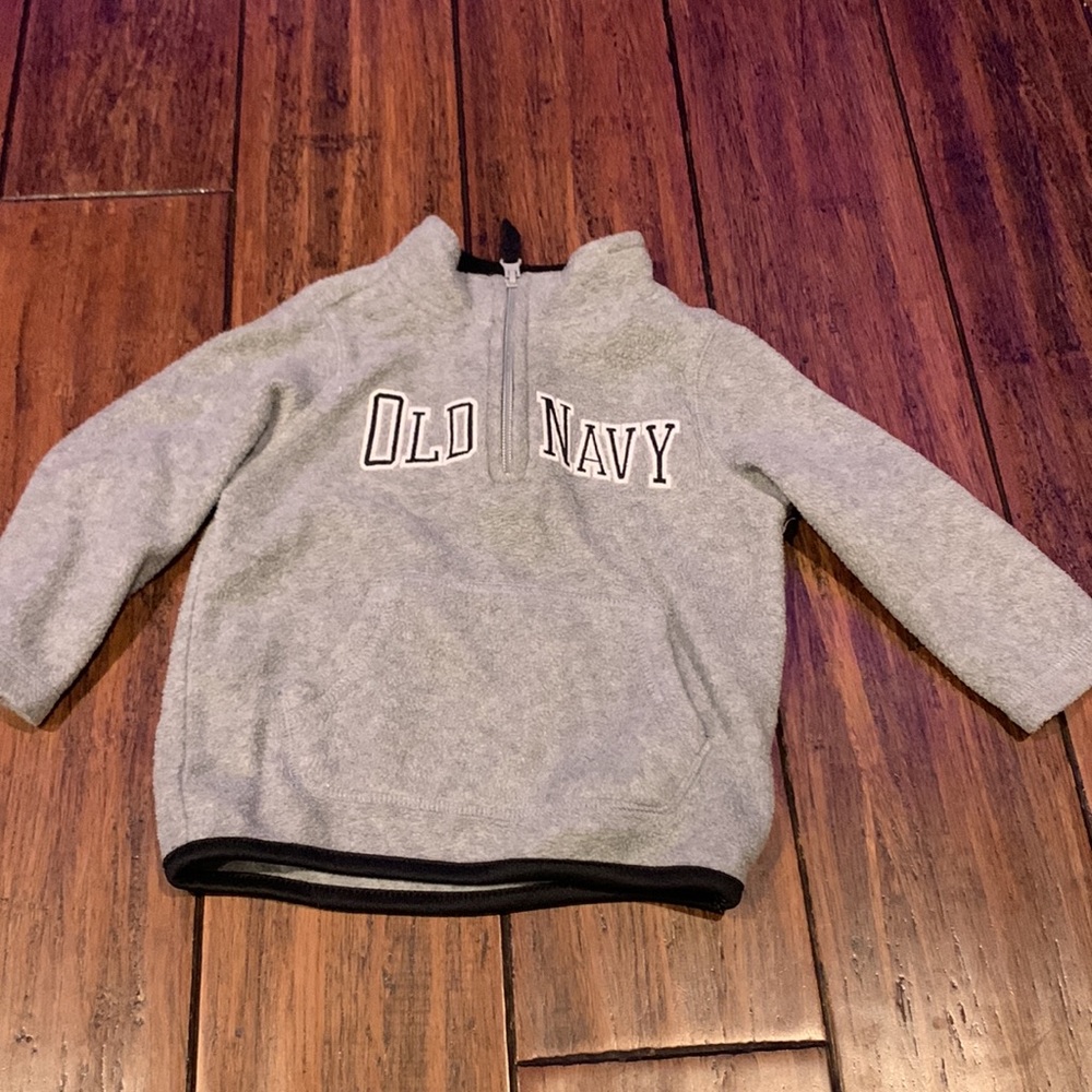 2 sweat shirts - Picture 5 of 6